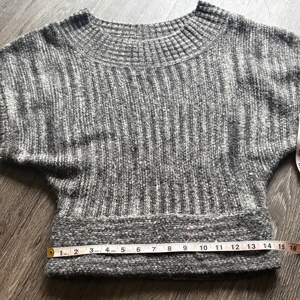 Y2K Slouchy Sweater Top - Picture 4 of 7